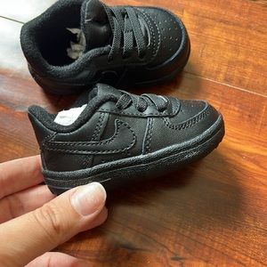 Nike Force Black baby shoes size 2c
